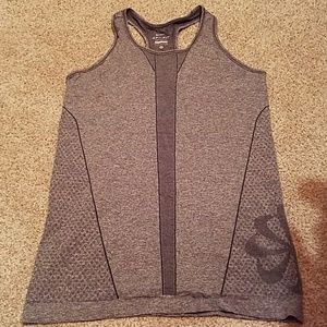 Nike dri fit tank.  Like new.